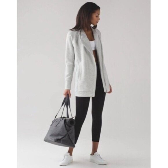 Lululemon Back To It Wrap Jacket in Heathered Vapor Woman's Sz 6 - Picture 2 of 12